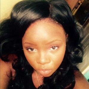 Meet your Posher, Nicole